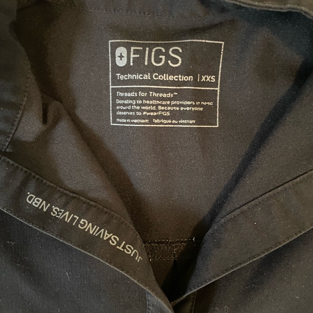 Figs Scrub Set - Picture 7 of 7